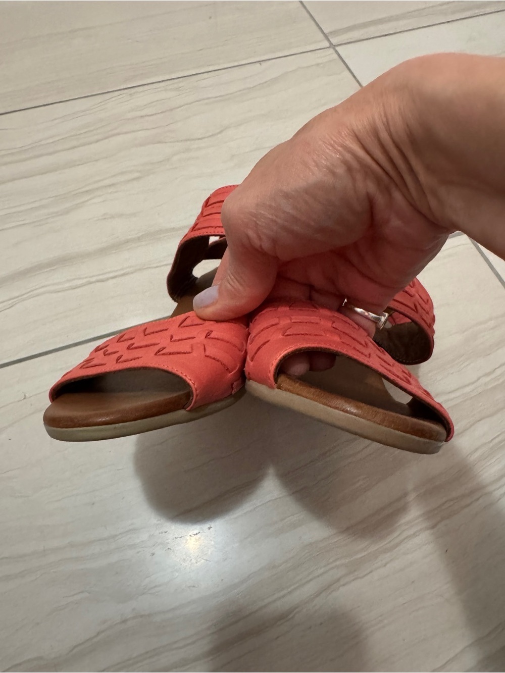 Bueno Misty Wedge Sandles in Coral  Leather Sz 38 - Picture 8 of 13